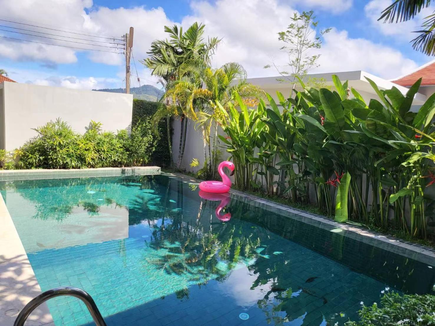 E Villa Near Bangtao Beach ,普吉高端社区邦涛区度假村私人泳池别墅 Praia de Bang Tao Exterior foto